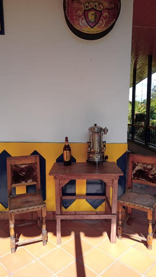 Casa Finca Villa Luz A 800 Mts Del Parque Del Cafe Montenegro Ngoại thất bức ảnh