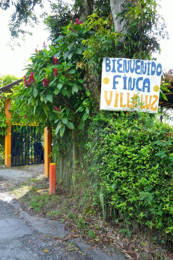 Casa Finca Villa Luz A 800 Mts Del Parque Del Cafe Montenegro Ngoại thất bức ảnh